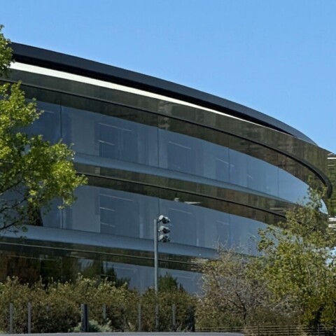 Apple Wins Second Ruling to Seek Federal Agency Documents