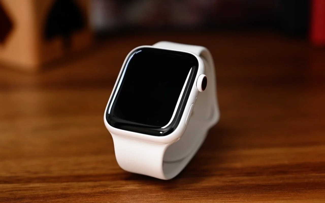 Ceramic Apple Watch May Return as Soon as 2026