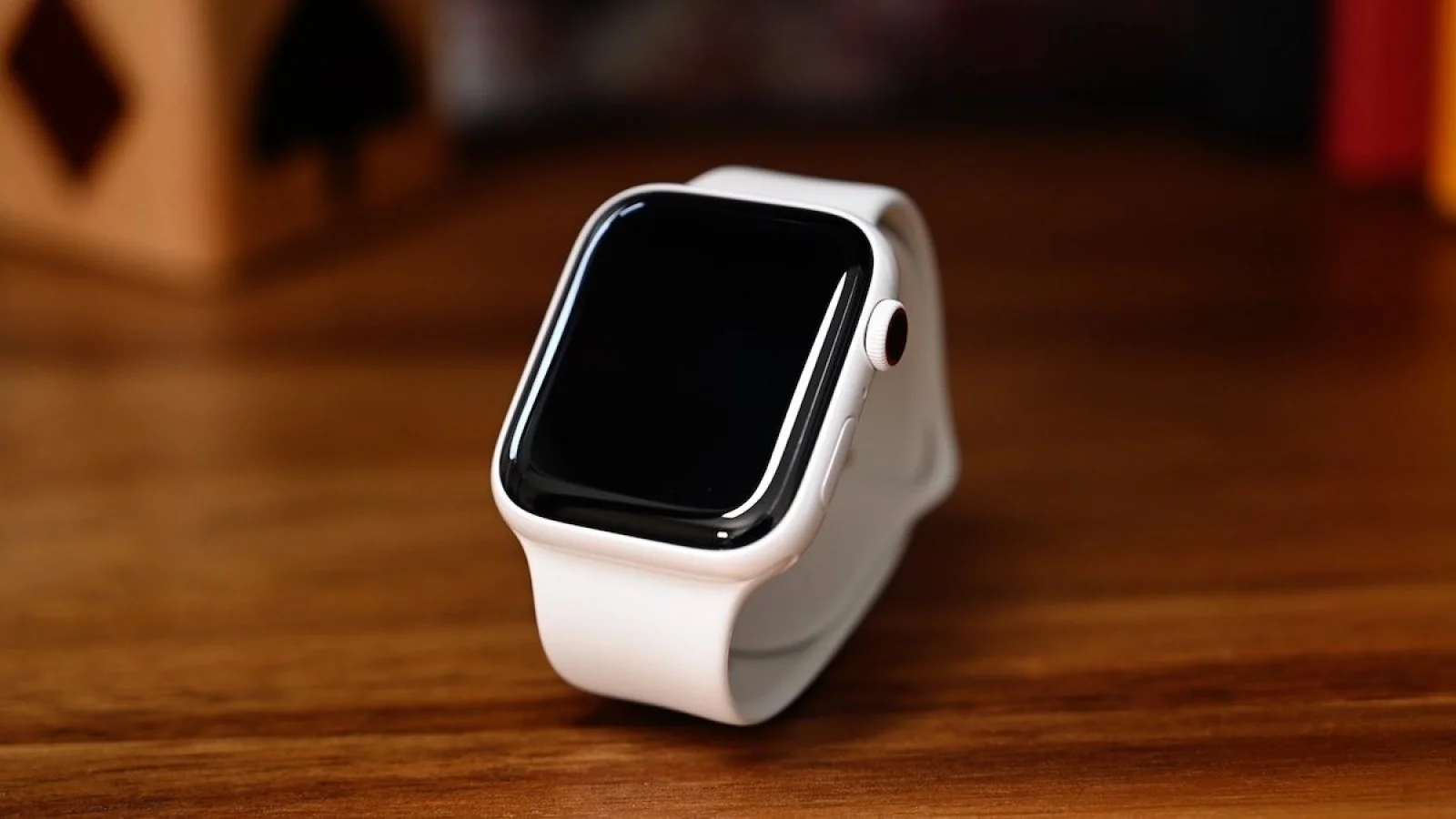 Ceramic Apple Watch May Return as Soon as 2026