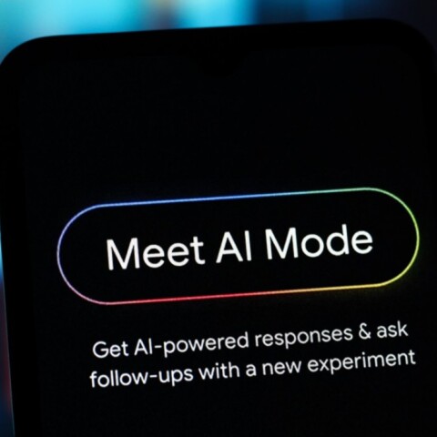 Google AI Mode Adds Flight Tracking and Hotel Booking