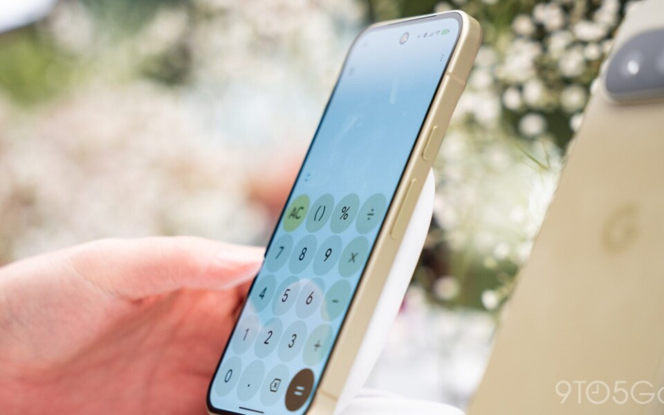 Google Calculator Gets New Gradient Icon Redesign