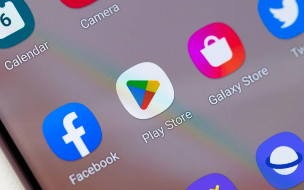 Google Play Store Hosts First Third-Party App Store in US