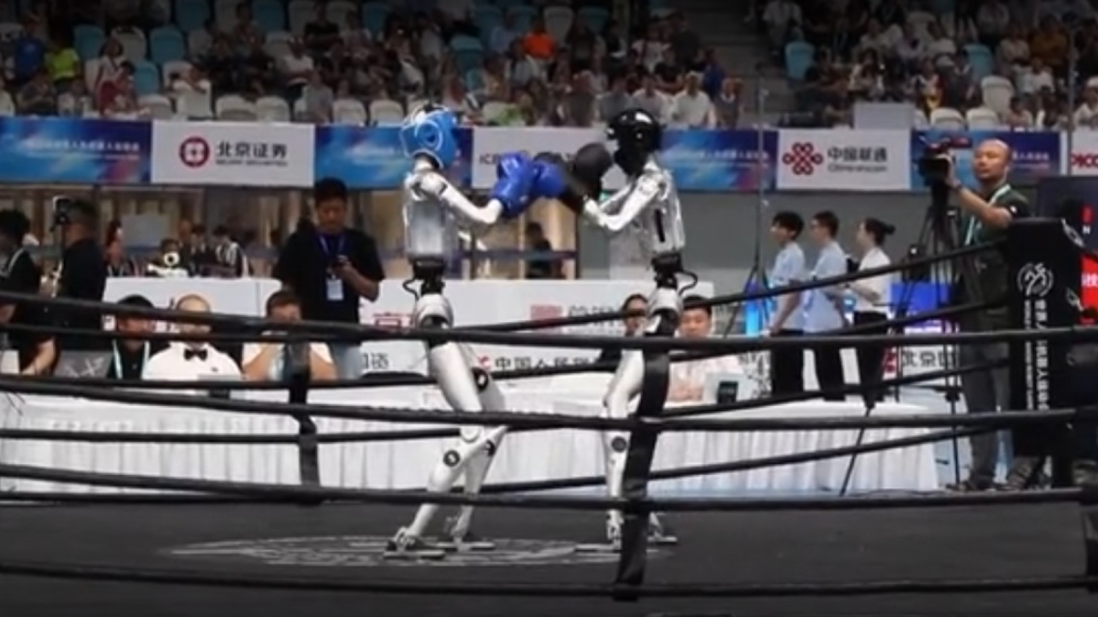 China's Humanoid Robot Olympics Push New Records