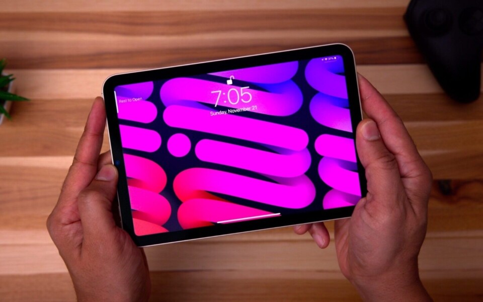 iPad mini With OLED Display Expected in October