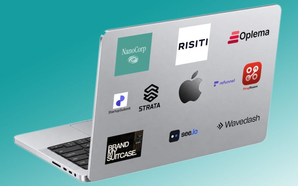 MacBook Ad Space Auction Raises 111% of Laptop Cost
