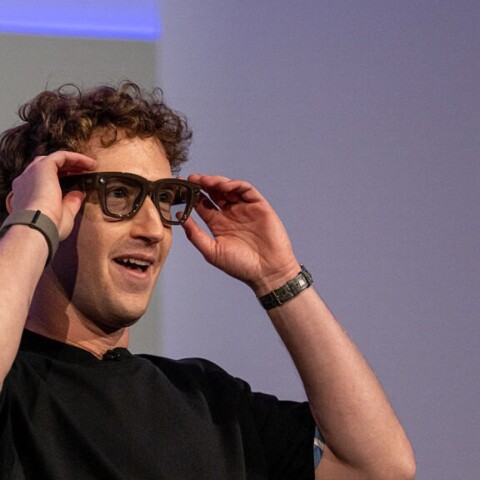 Meta AI Glasses Update Blocks Covered Recording LED Hack
