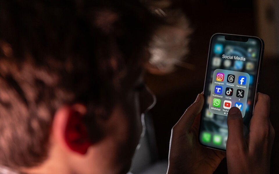 Meta Adds Teen Social Media Limits After EUR 15B Lawsuit