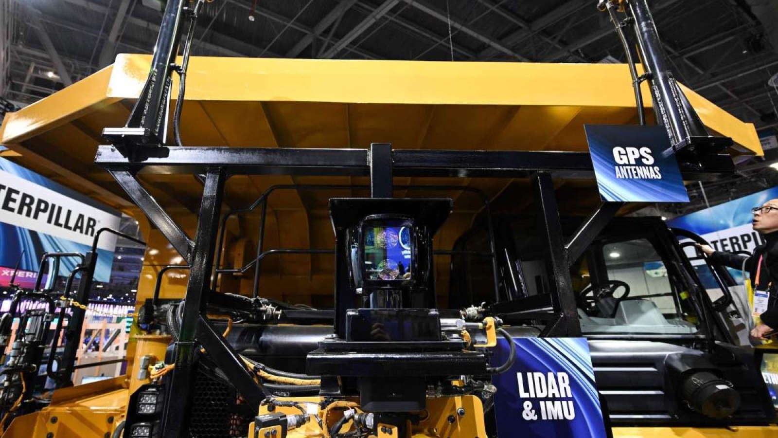 Caterpillar Uses Mining Automation to Guide AI Deployment
