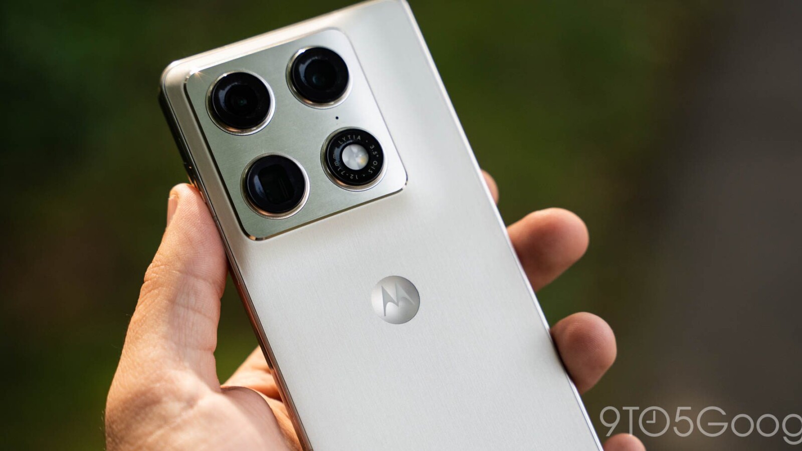 Motorola Details Android 17 Update and Its New Features - Motorola Android 17 update