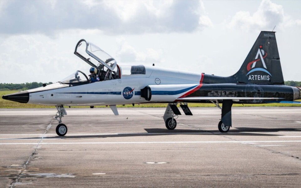 NASA T-38 Jet Debuts Bold New Artemis Livery