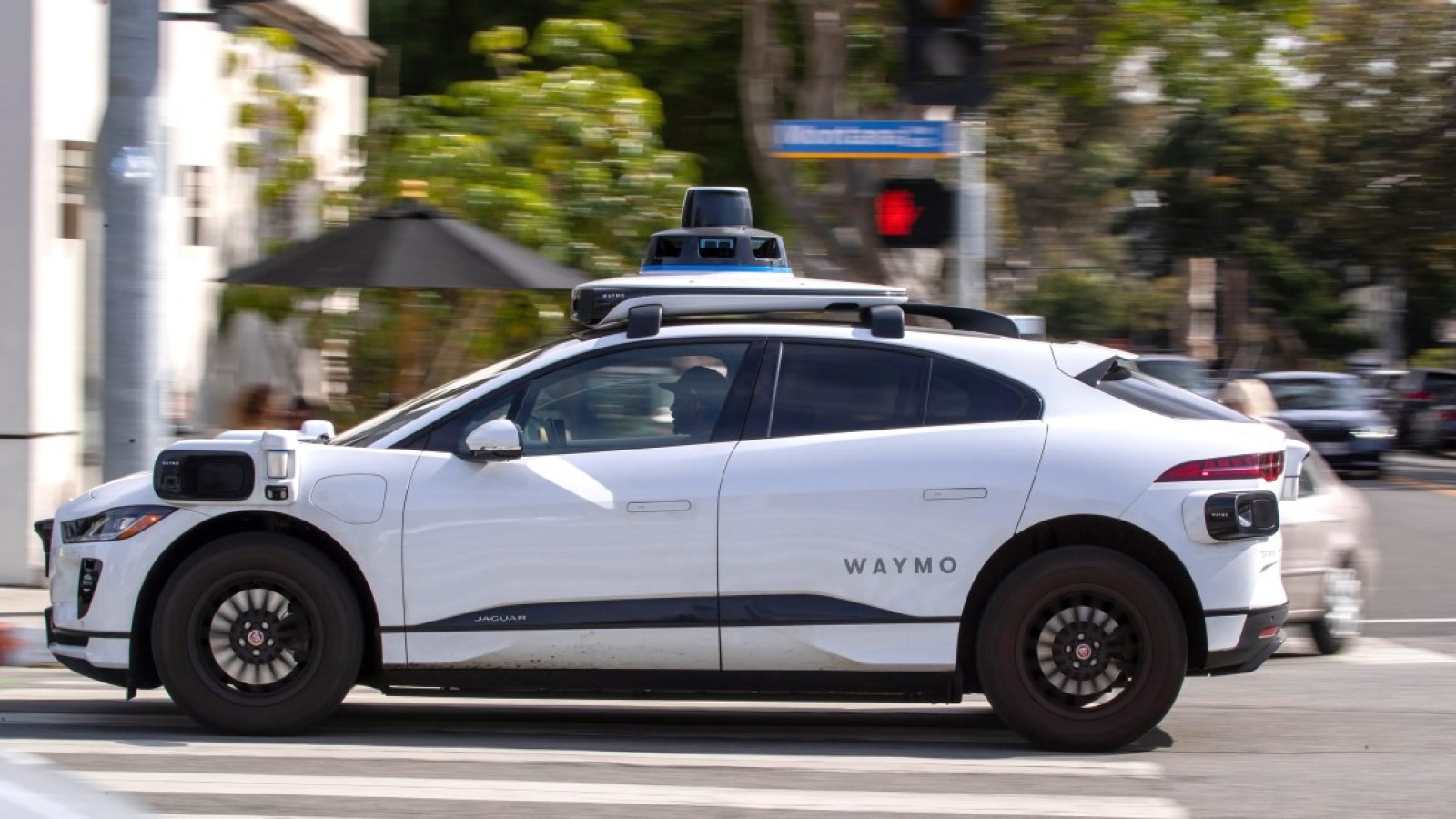 Robotaxi Testing Injures Waymo and Zoox Safety Drivers - robotaxi safety driver injuries