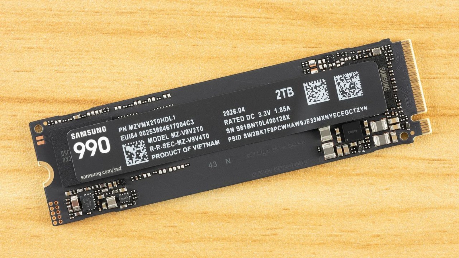 Samsung 990 2TB SSD Drops 36% to EUR 291 at Amazon