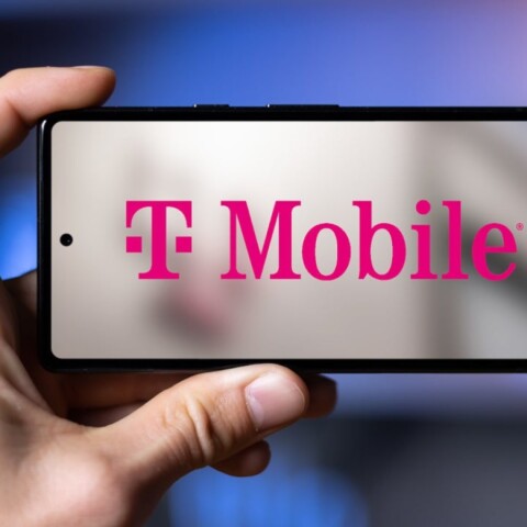 T-Mobile Loses Un-carrier Edge as Analyst Downgrades Stock