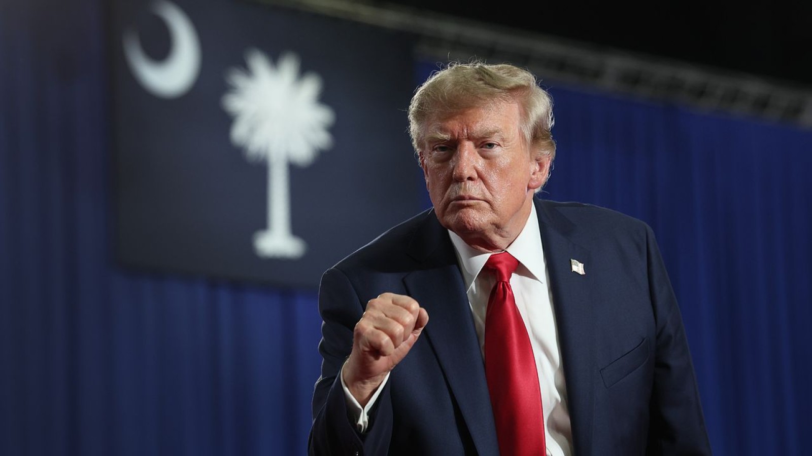 Trump Chip Tariffs May Hit Laptops, Consoles, and Servers