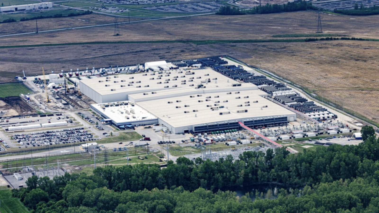Big Tech Launches Ad Blitz to Sell AI Data Centers