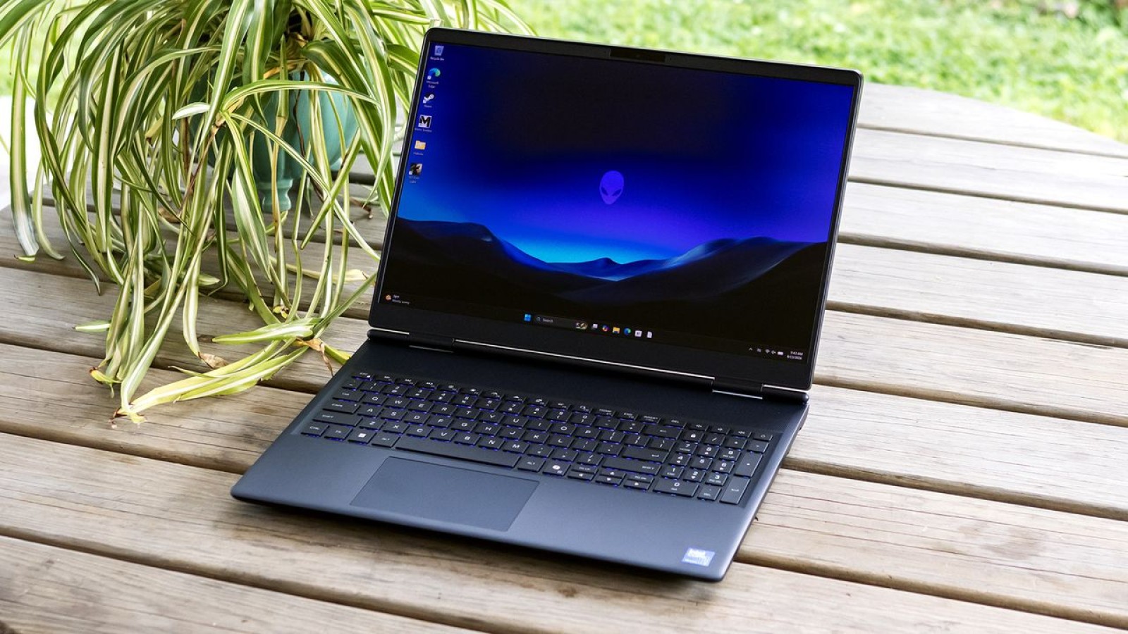 Alienware 16X Aurora Review: Premium Gaming Laptop, Big Trade-Offs