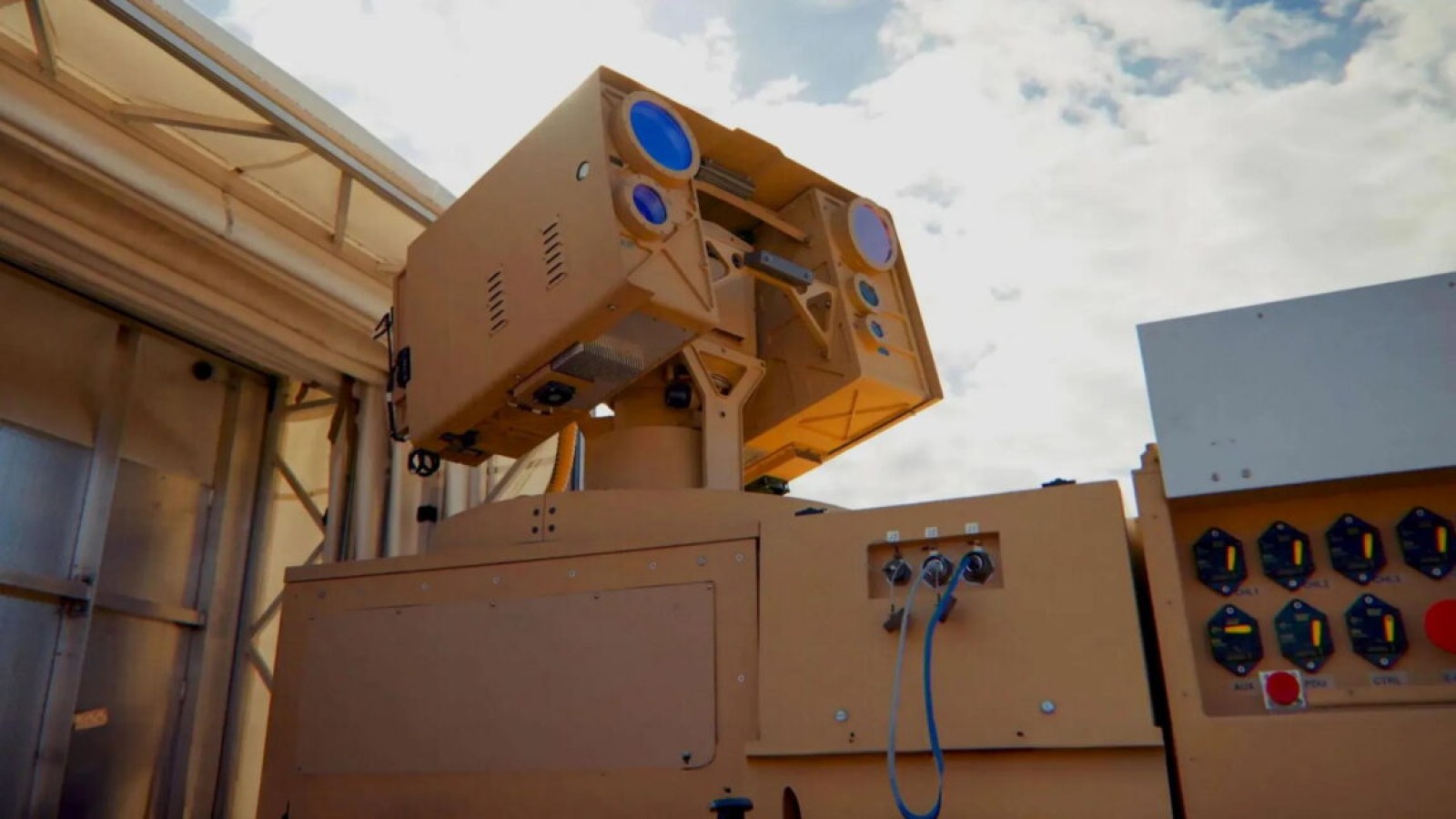 US Army Uses Locust Laser to Down 3 Drones at Mexico Border - Army laser drones