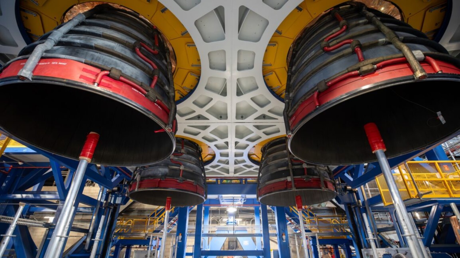 Artemis III Rocket Gets Engines as 2026 Launch Race Heats Up