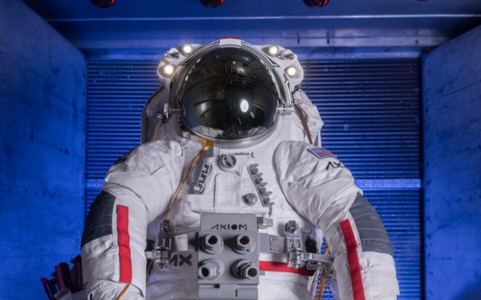 NASA Unveils Simplified Sortie Suit to Speed Up Artemis Moon Landings