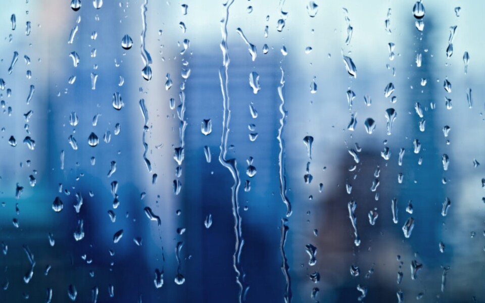 Charged Raindrops Corrode Cars Like Mini Lightning, Study Finds