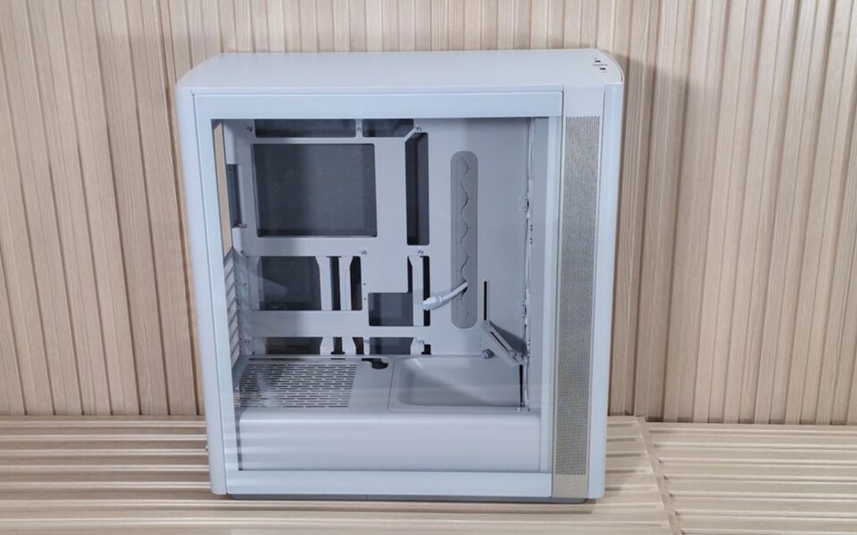 Fractal Define One Review: Quiet Power, Scandinavian Design