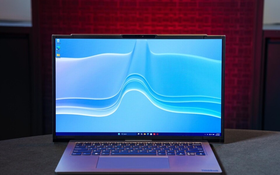 Lenovo ThinkBook Project Swan: 14-Inch Screen Unrolls to 17