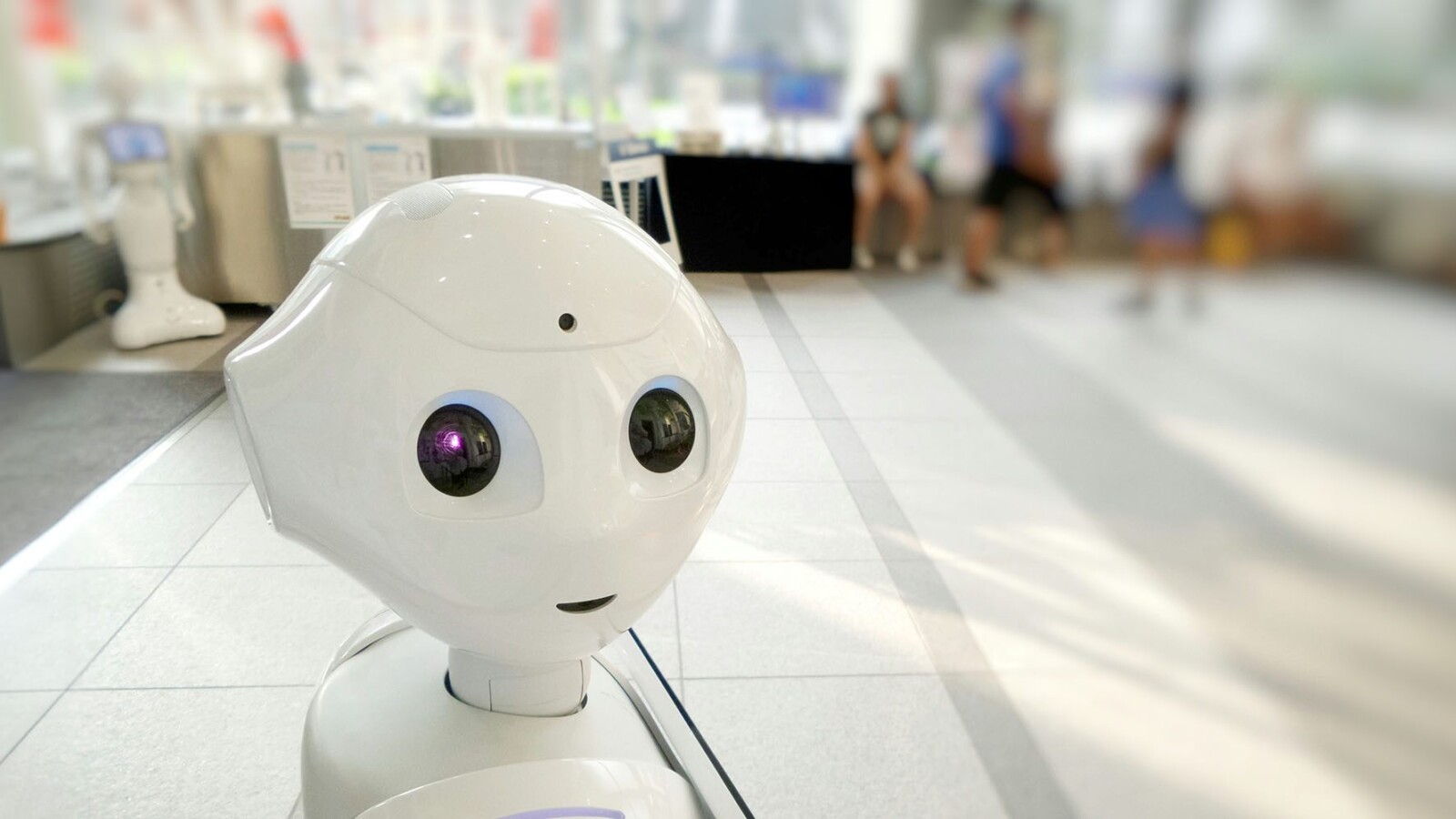 Siri AI Won't Fake Friendship, and That Design Choice Matters