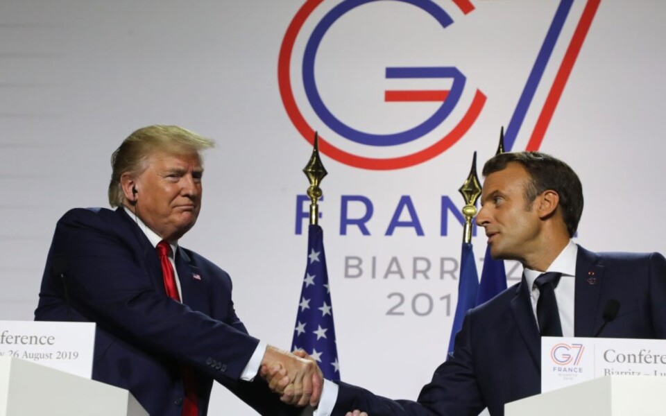 SpaceX, Blue Origin Skip Macron’s Paris Space Summit